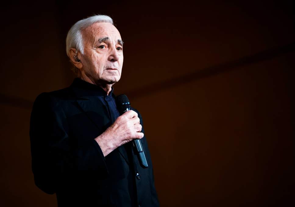 Charles Aznavour, Charles Aznavour death, Charles Aznavour a murit, Frank Sinatra, jazz, Franta